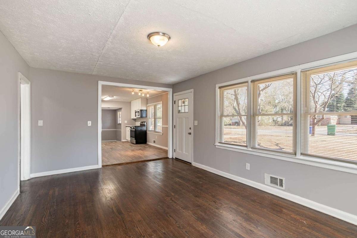 1395 Austin Road Decatur - 5