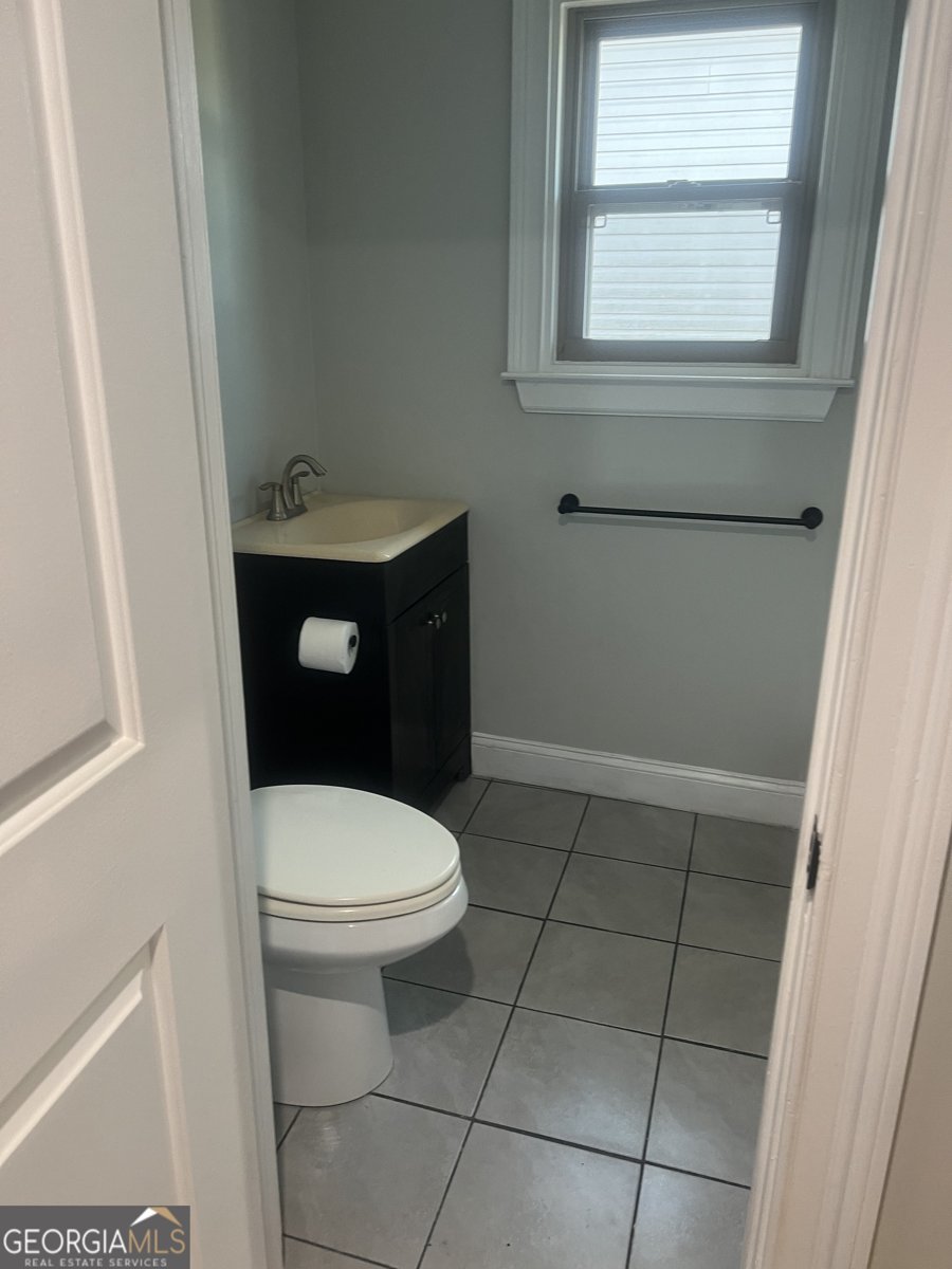 206 Tinsley Street Griffin - 6