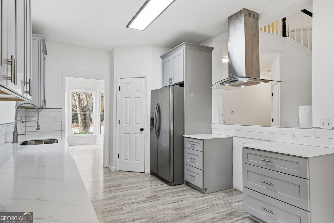 500 CHIMNEY HOUSE Court Stone Mountain - 12