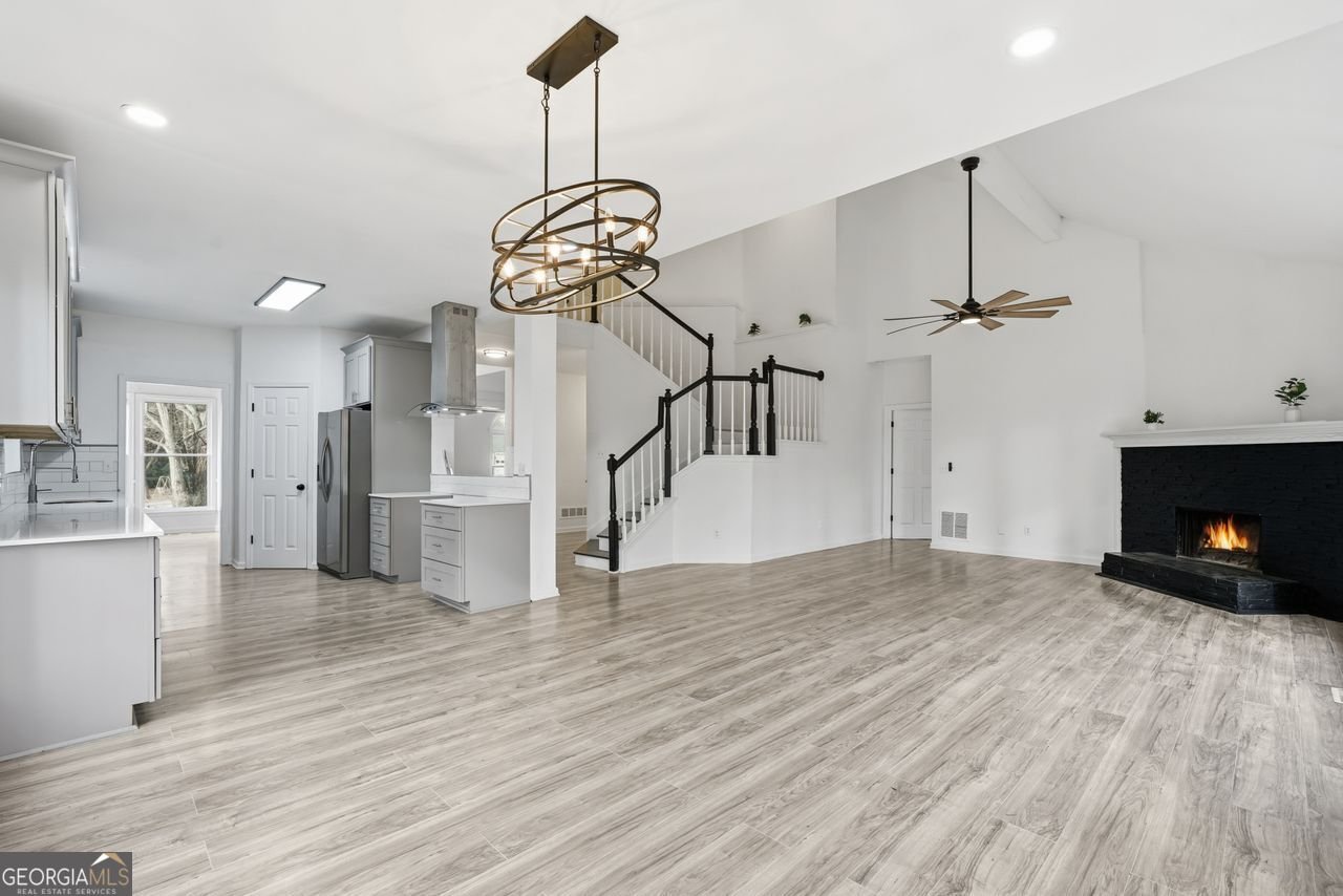 500 CHIMNEY HOUSE Court Stone Mountain - 17