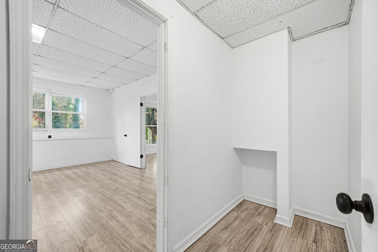 500 CHIMNEY HOUSE Court Stone Mountain - 29