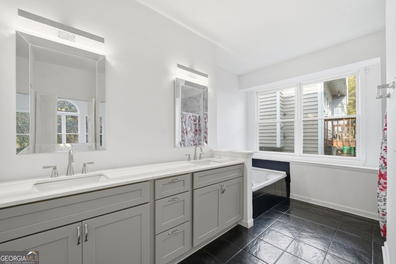 500 CHIMNEY HOUSE Court Stone Mountain - 38