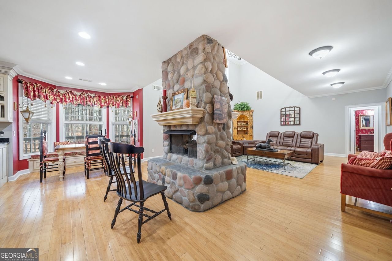 10 MOSS LANDING Acworth - 20