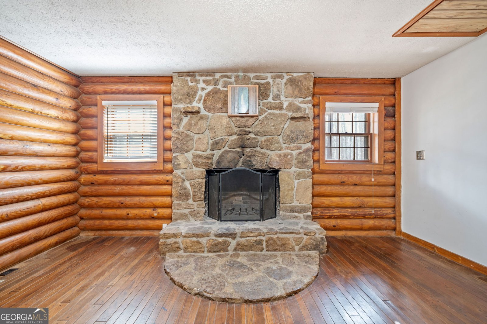 10 MOSS LANDING Acworth - 79