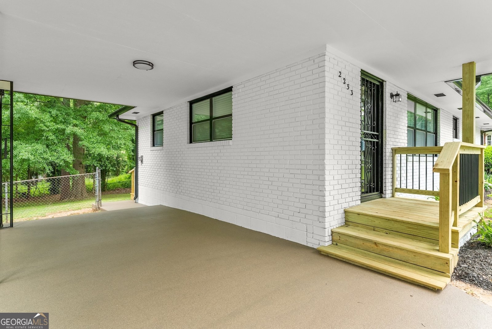 2253 Bonnybrook Atlanta - 11