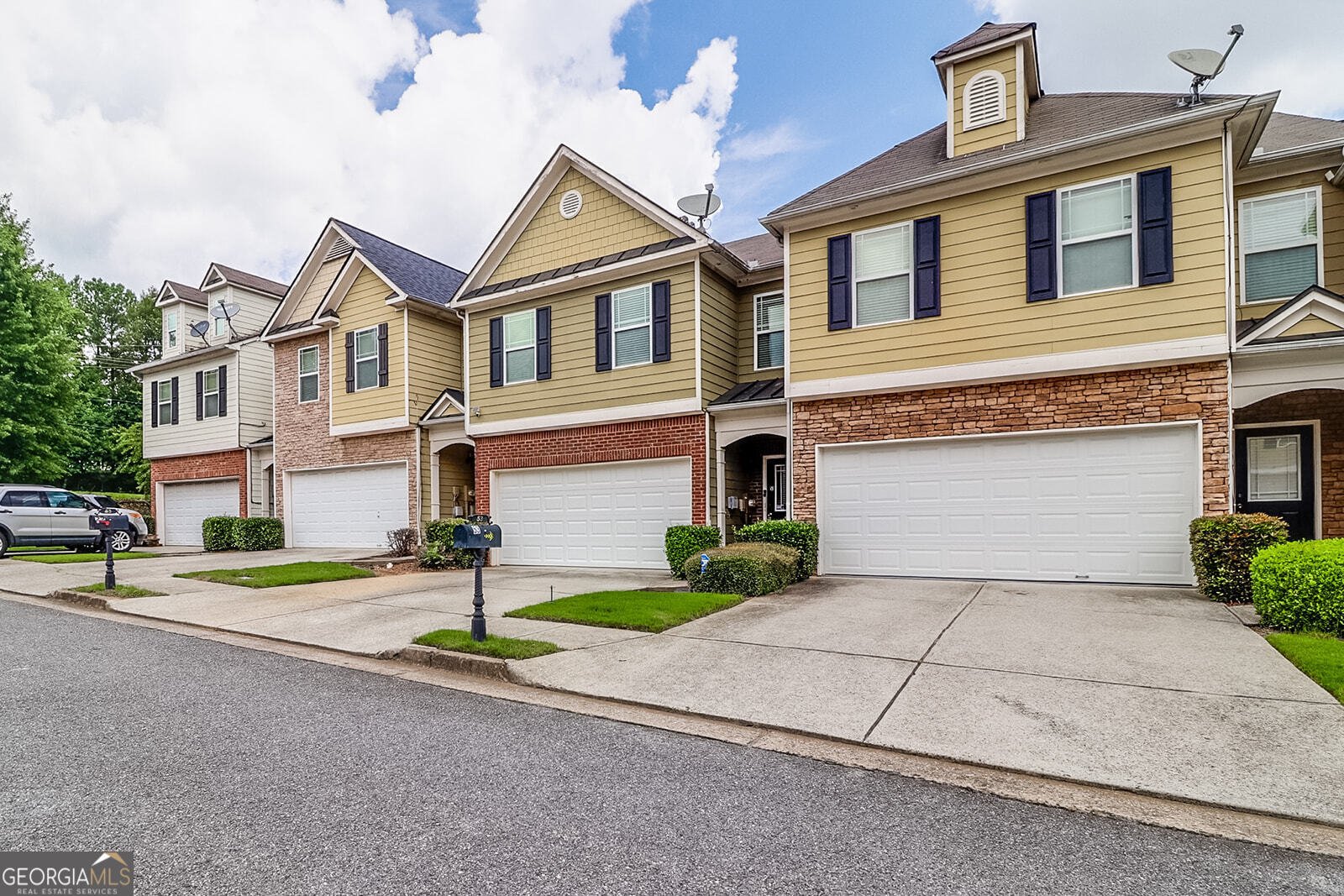 53 Providence Oak Court Lawrenceville - 2