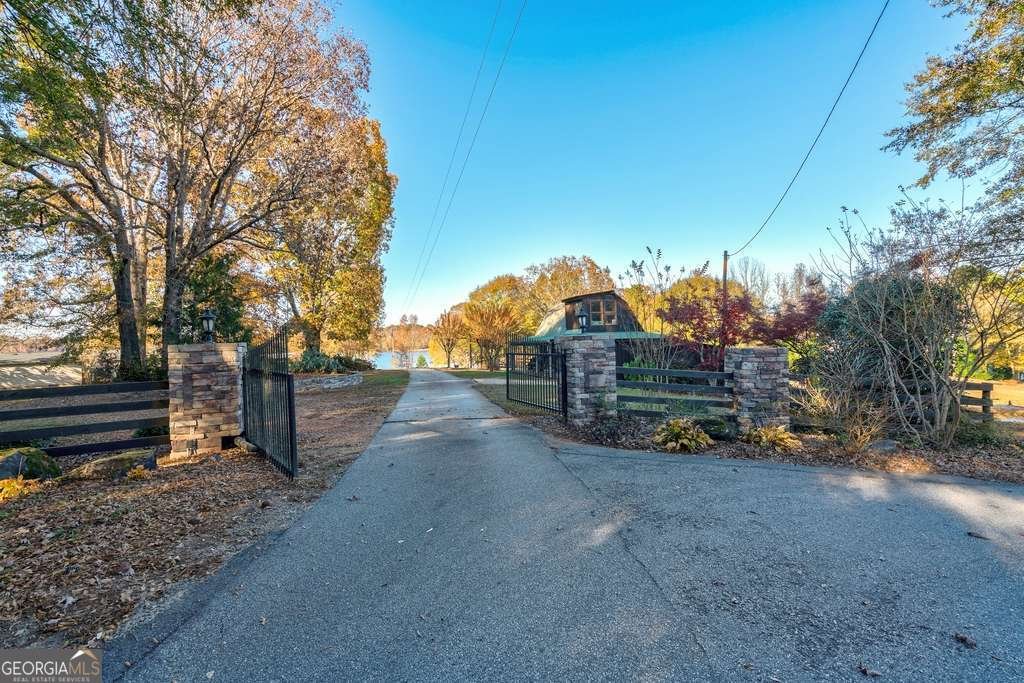 175 Evans Drive Bogart - 23