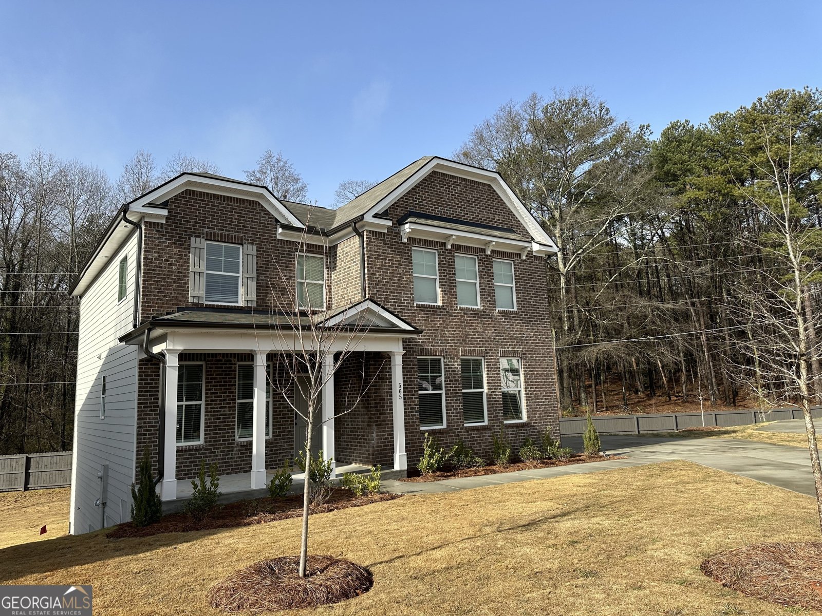 565 Abbott Court Atlanta - 1