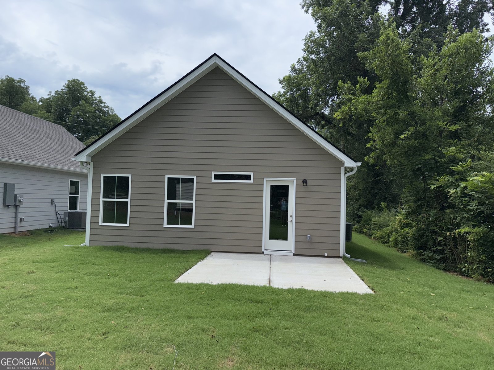900 B N Parkway LaGrange - 10