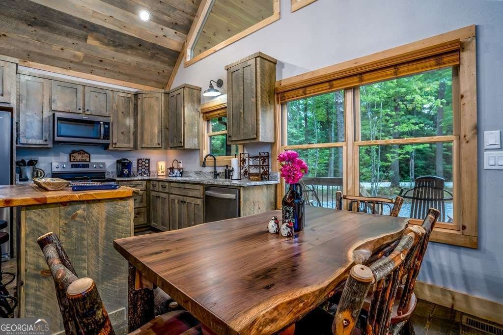 1134 Lees Ride Mccaysville - 36