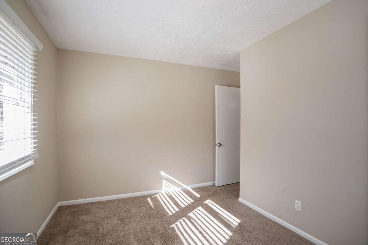 454 Oak Drive Atlanta - 17