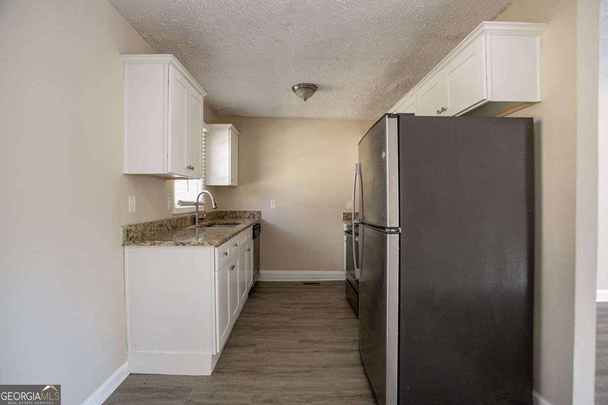 454 Oak Drive Atlanta - 3