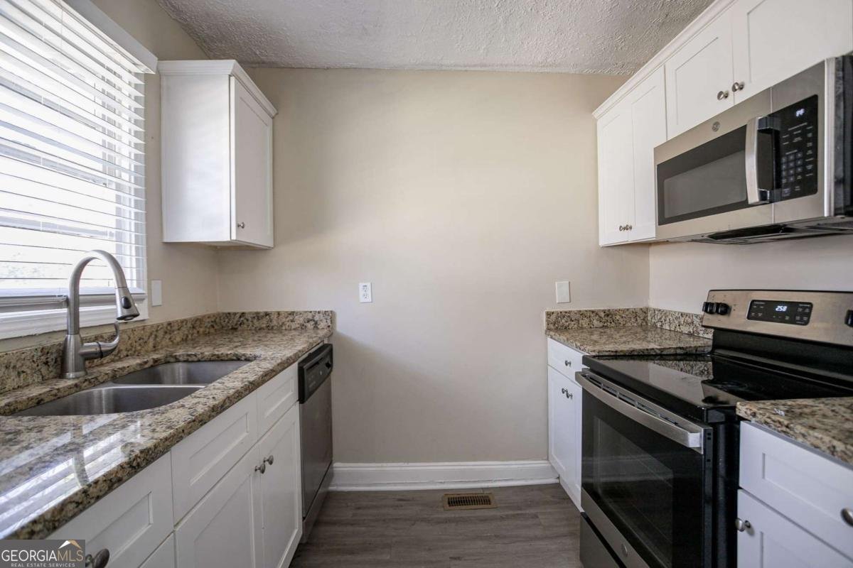 454 Oak Drive Atlanta - 5