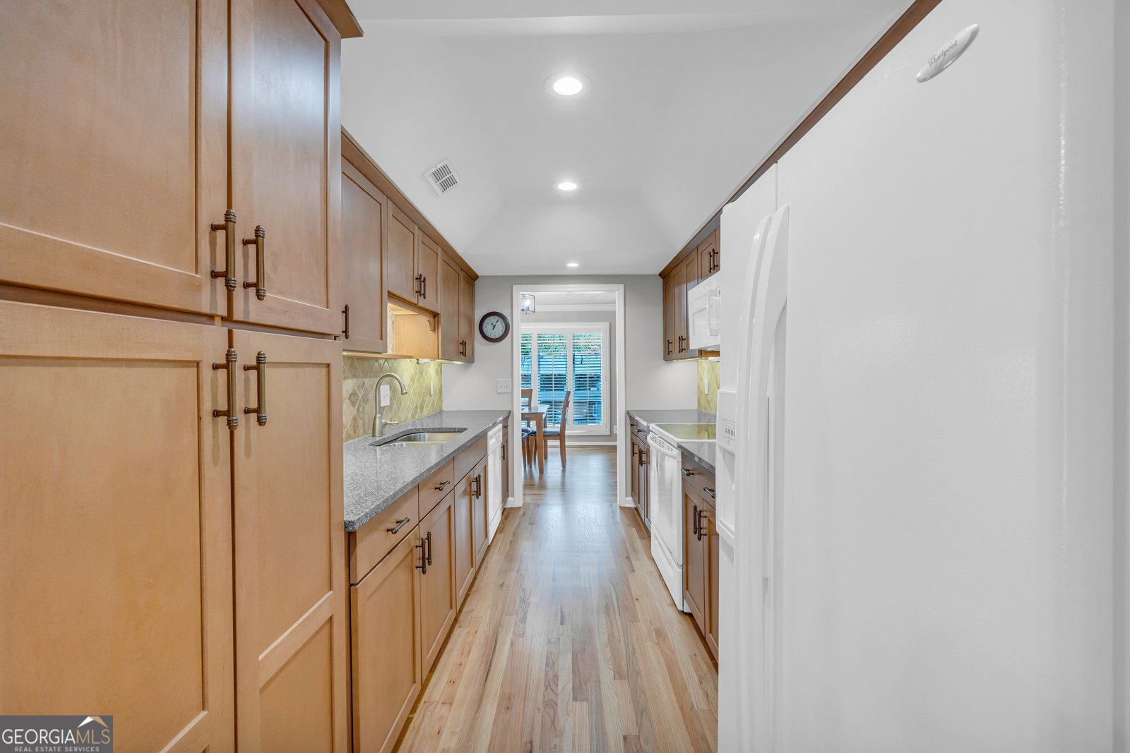 3252 Clairmont North Brookhaven - 13