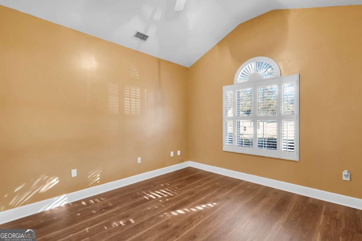 138 Lansing Drive Ellabell - 32