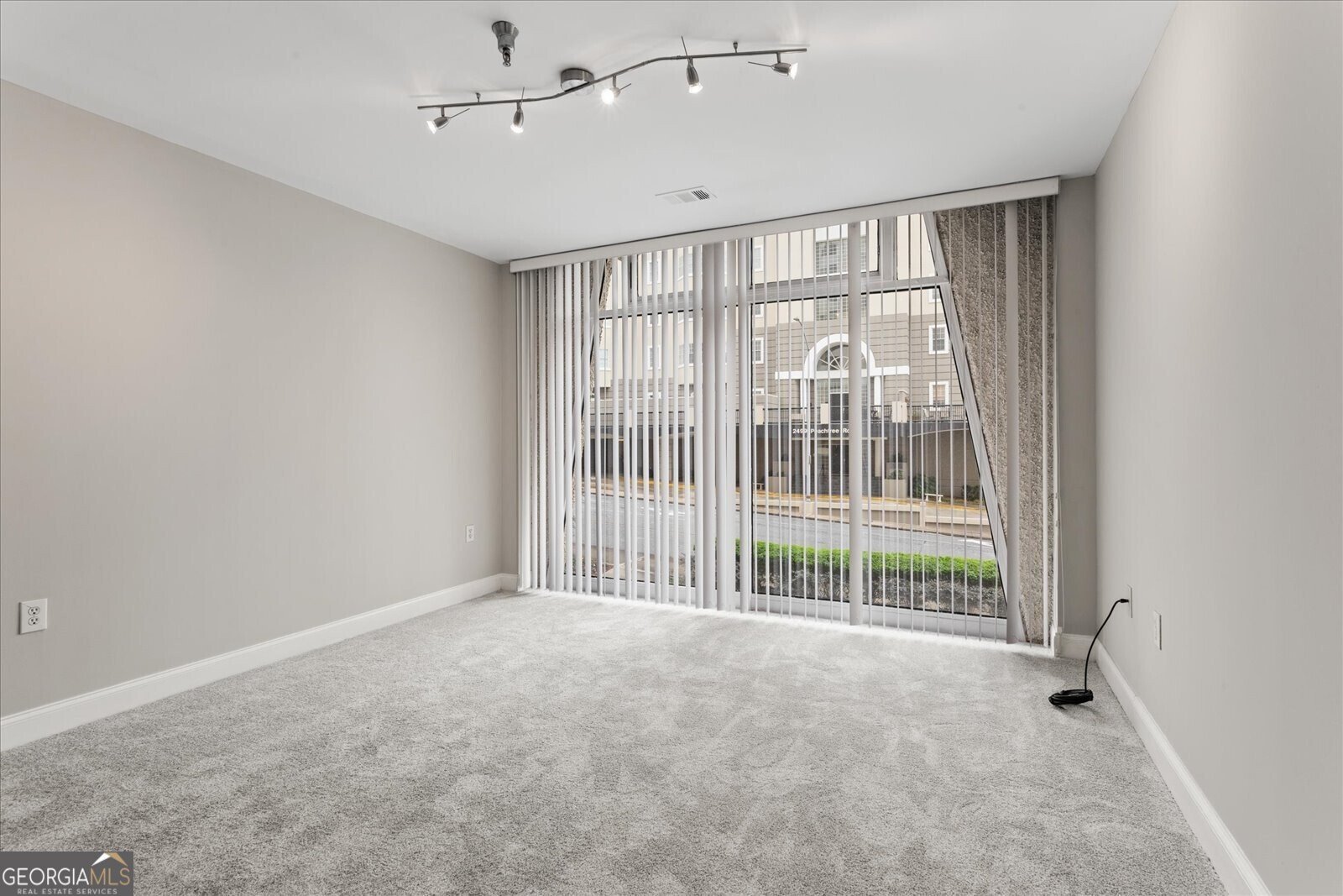 2479 Peachtree Road Atlanta - 12