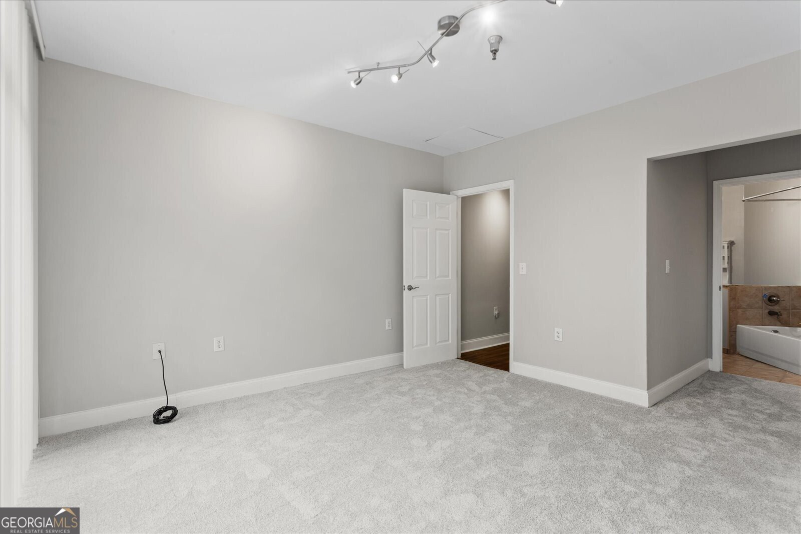 2479 Peachtree Road Atlanta - 13