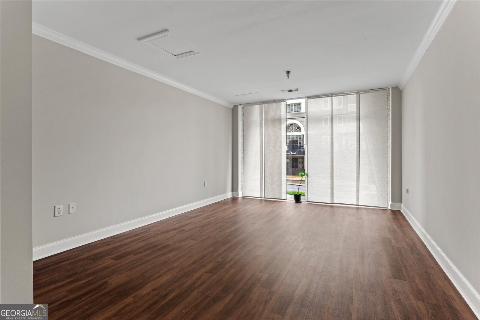 2479 Peachtree Road Atlanta - 4
