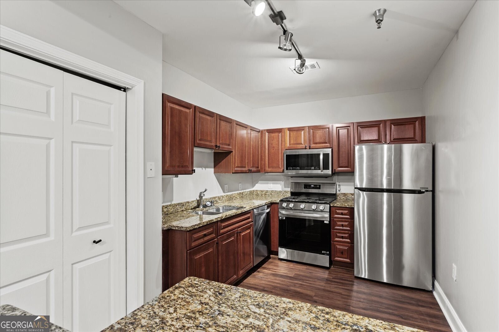 2479 Peachtree Road Atlanta - 9
