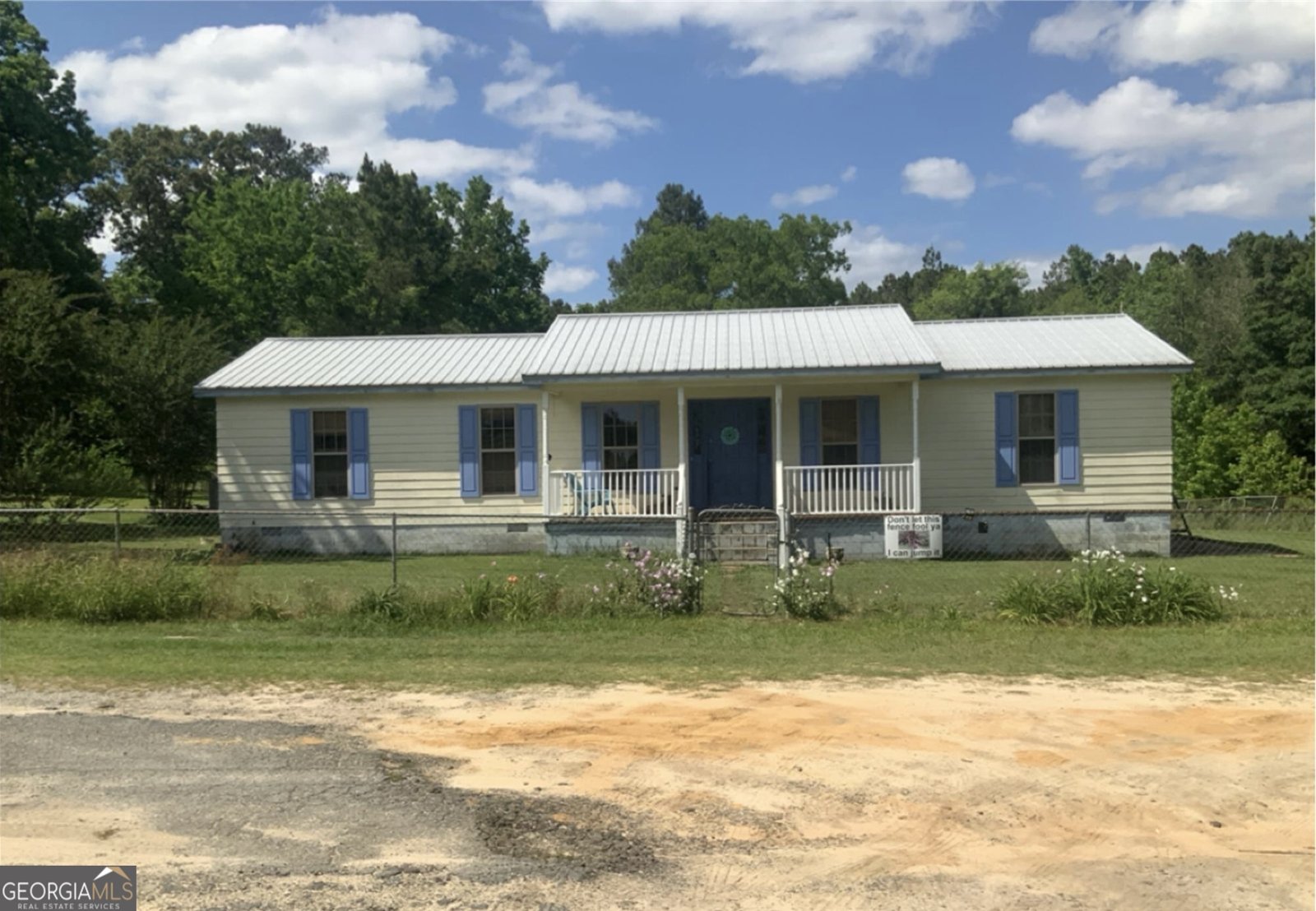 8563 Highway 119 Ellabell - 1