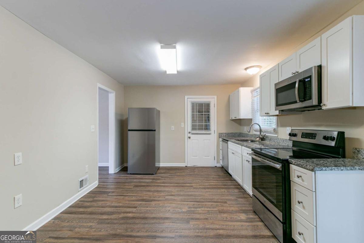 929 Pine Roc Drive Stone Mountain - 4