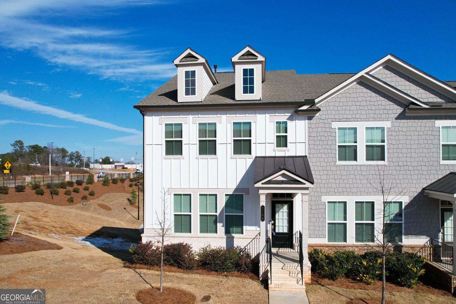 2709 Richmond Row Drive Suwanee - 1