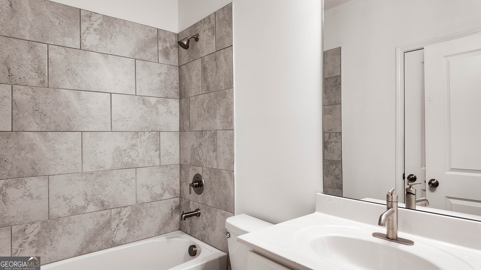 2709 Richmond Row Drive Suwanee - 43