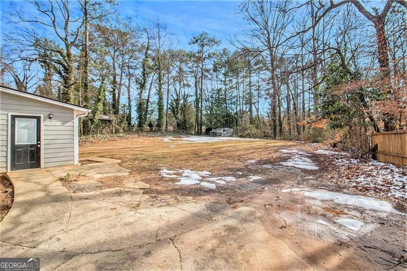 4071 WILLIAMSBURG Drive Atlanta - 26