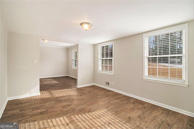 4071 WILLIAMSBURG Drive Atlanta - 8