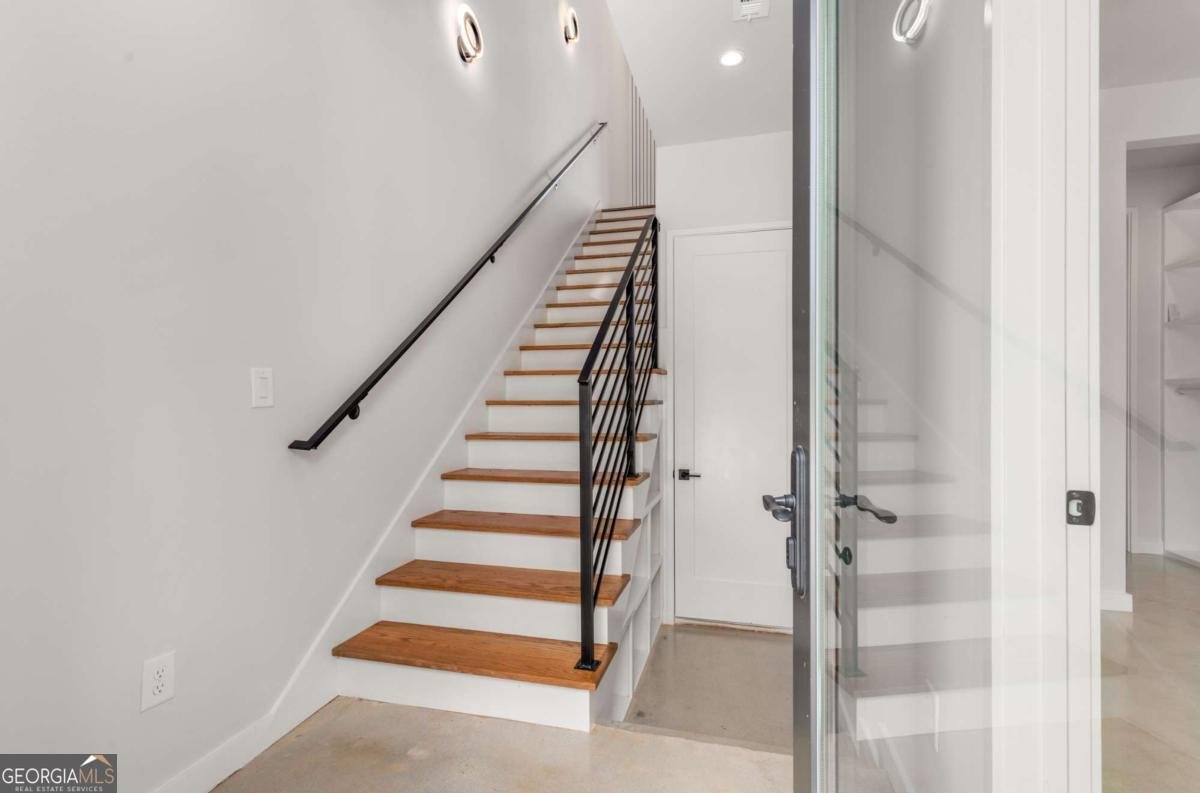105 Georgia Avenue Atlanta - 2