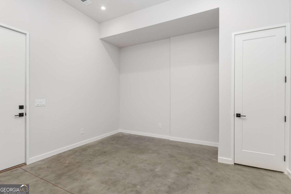 105 Georgia Avenue Atlanta - 24