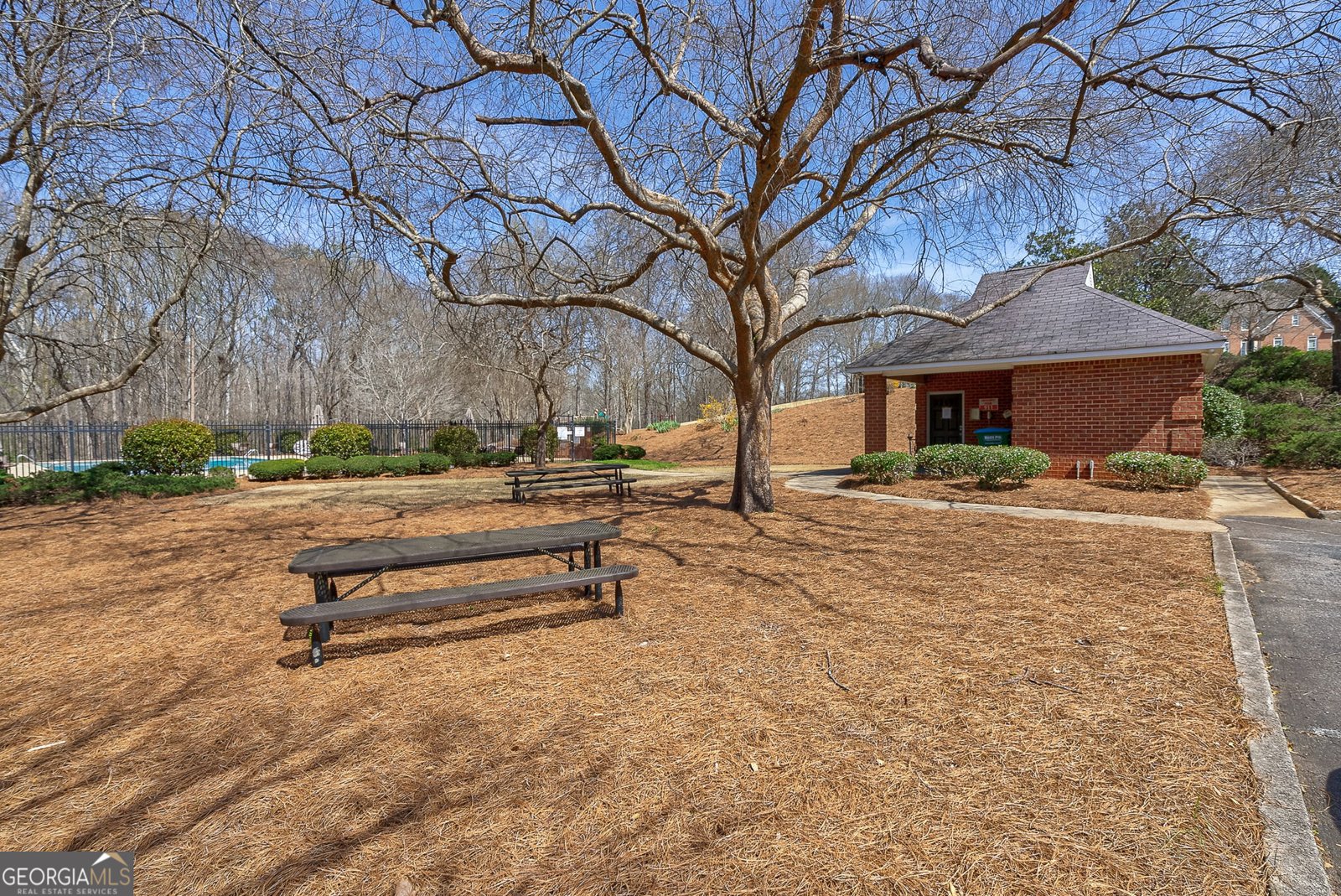 1231 Scarlet Oak Circle Athens - 46