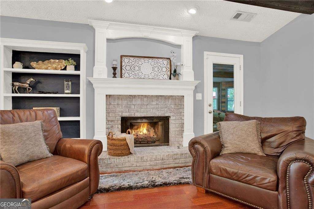 4692 Yeager Road Douglasville - 27