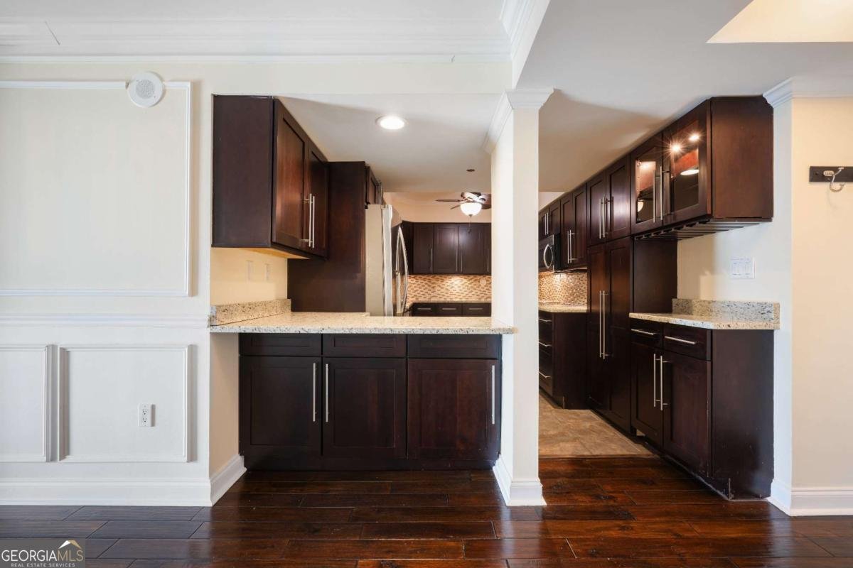 2870 Pharr Court South Atlanta - 11