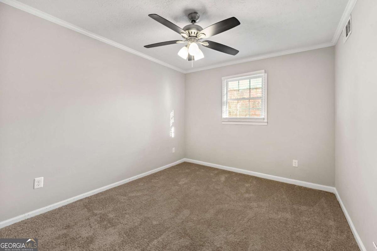 5533 Wind Drive Lilburn - 9