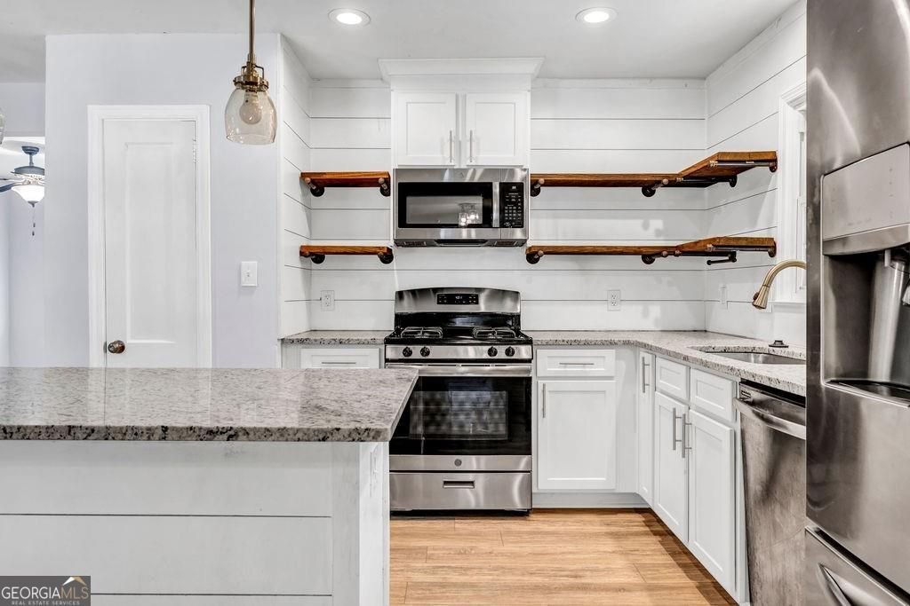 1003 Springdale Drive Marietta - 4
