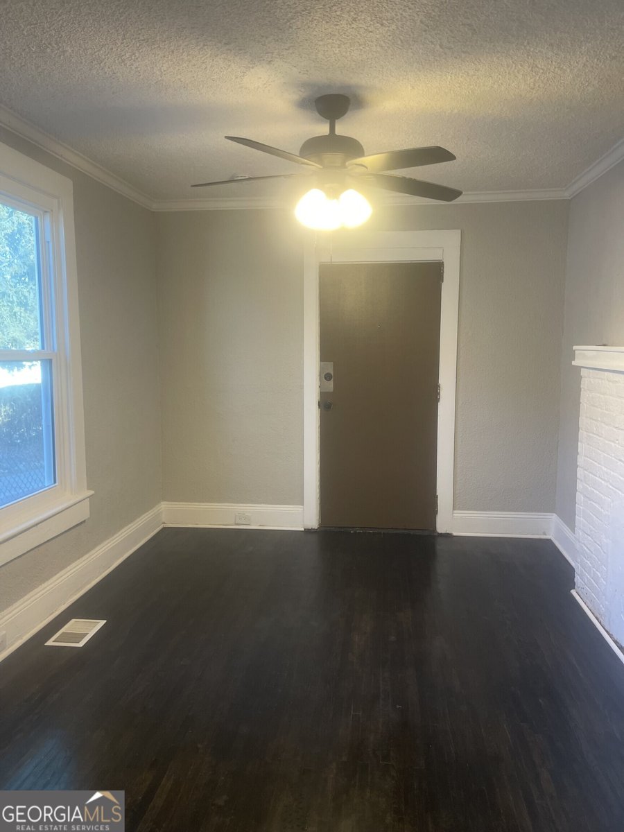 346 Tazor Street Atlanta - 4