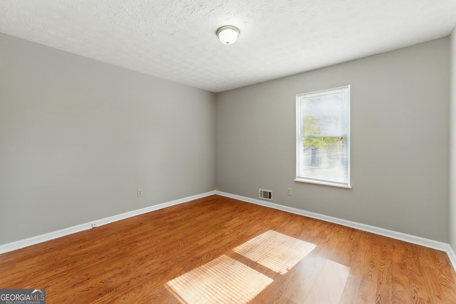 633 Westbridge Road Fayetteville - 7
