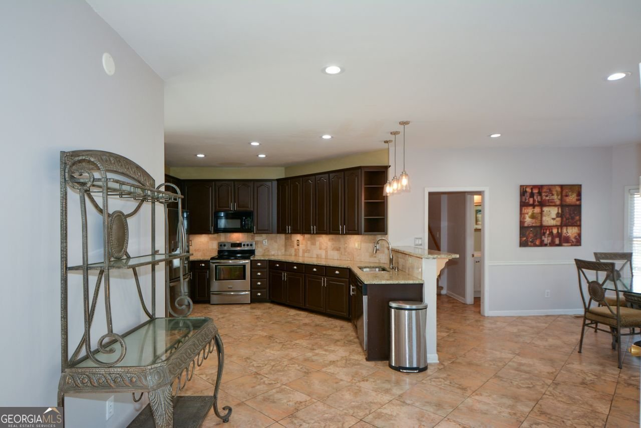 103 Ashwood Court Stockbridge - 4