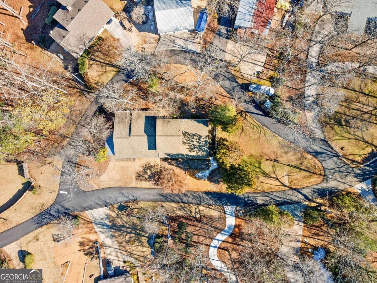 103 Cardinal Road White - 5