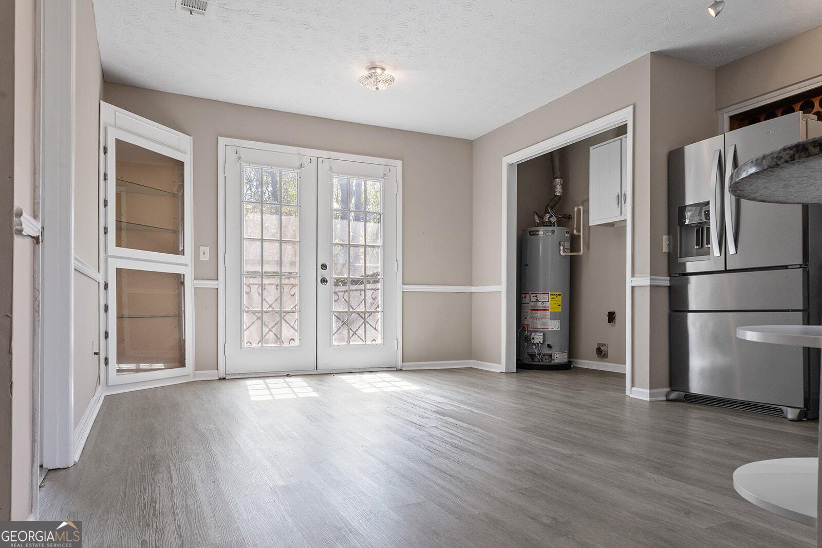 3219 University Avenue Columbus - 19