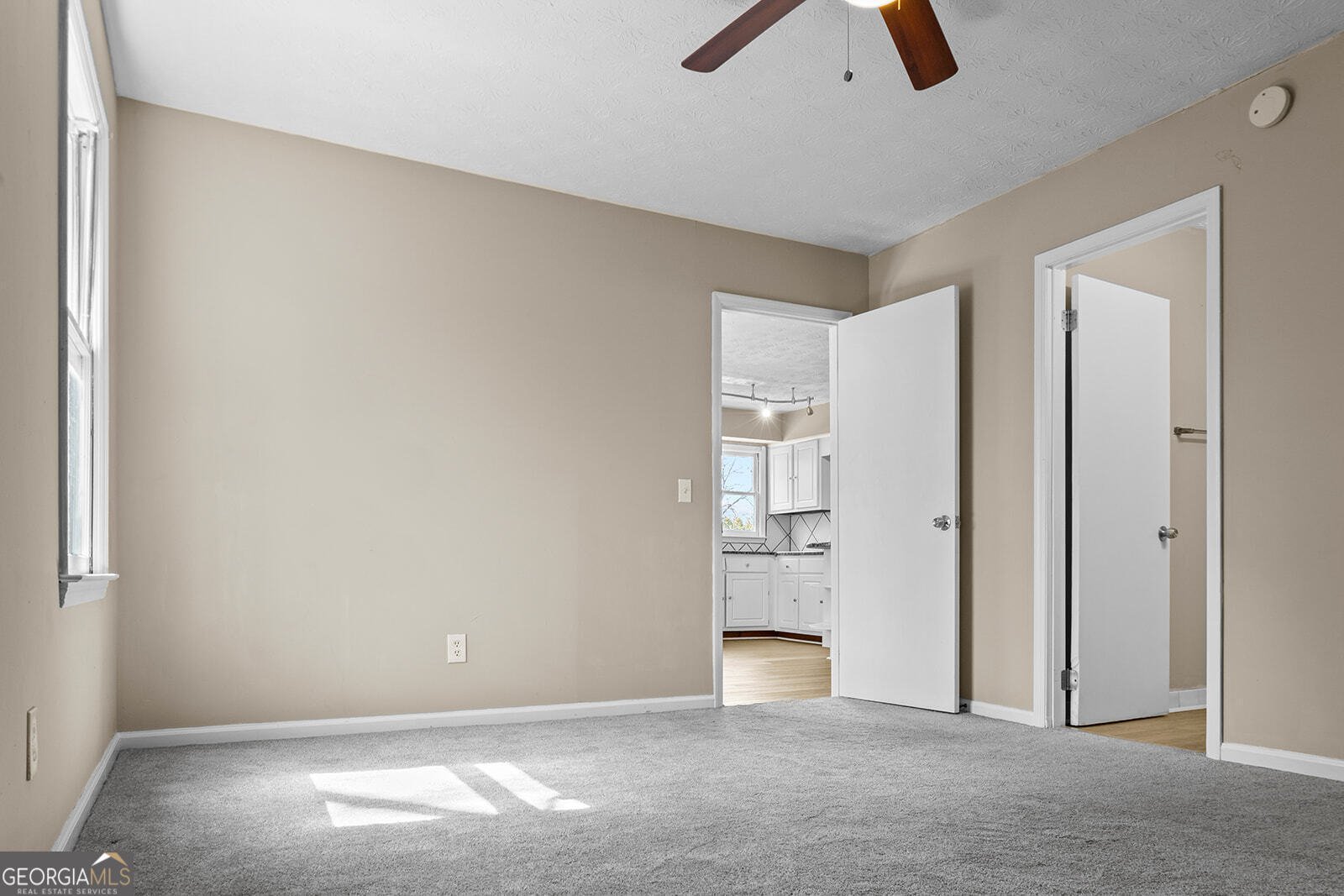3219 University Avenue Columbus - 29