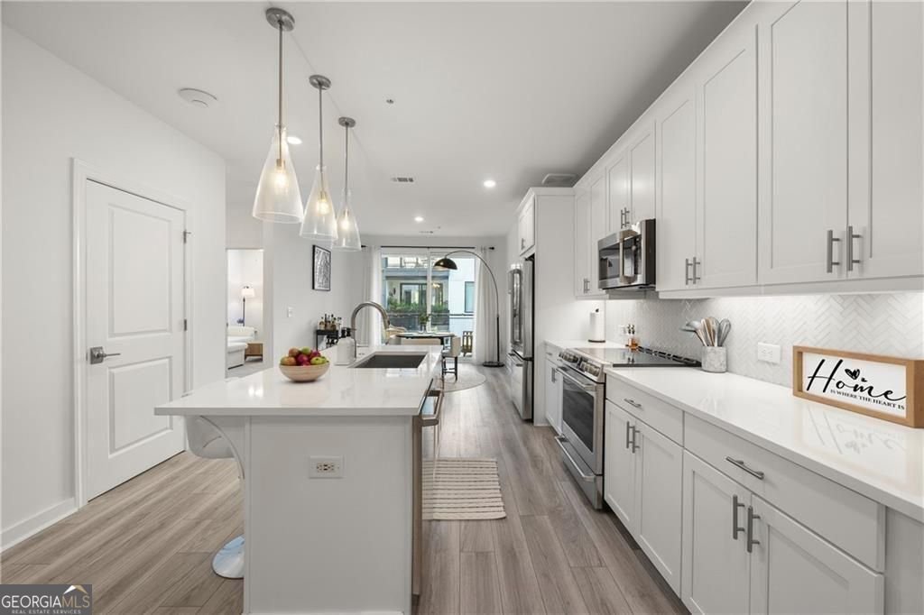 396 Pratt Drive Atlanta - 18