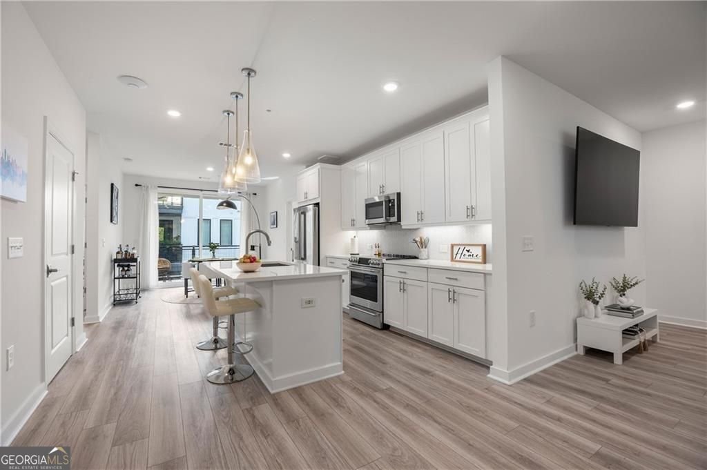 396 Pratt Drive Atlanta - 19