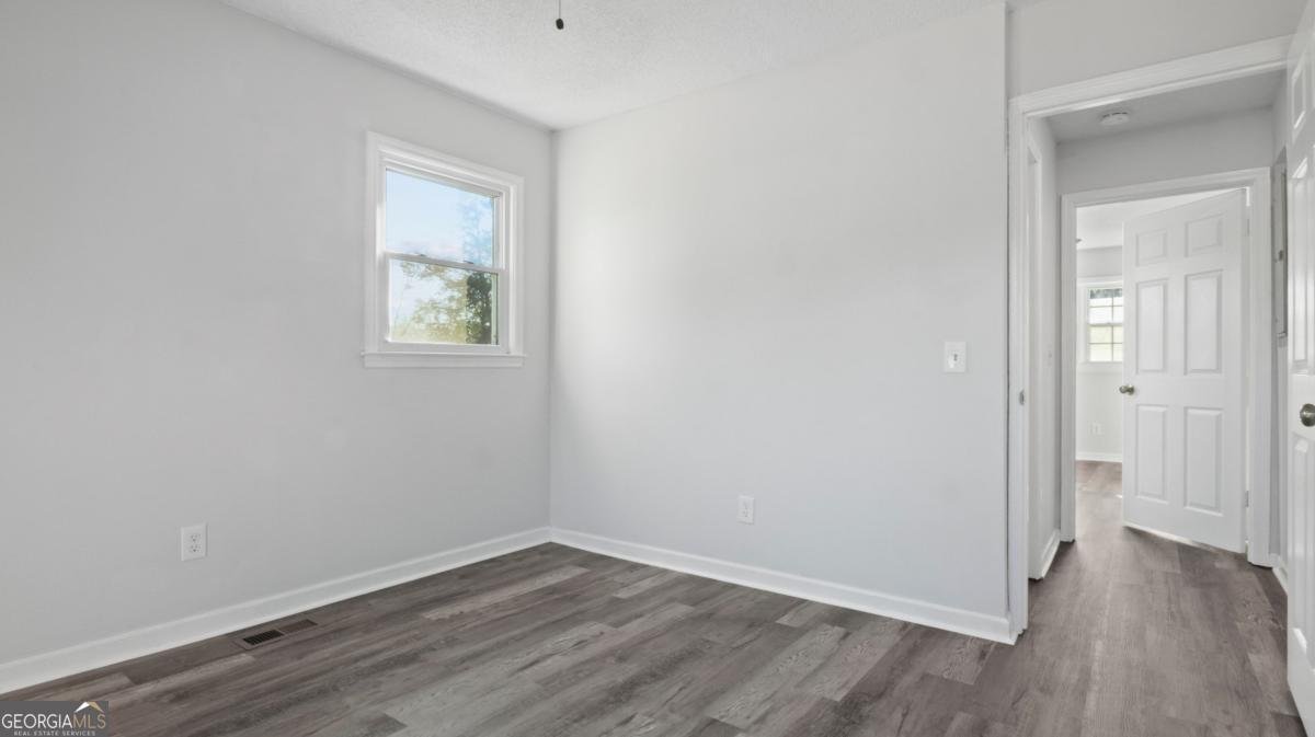 215 Lovebridge Drive Calhoun - 5