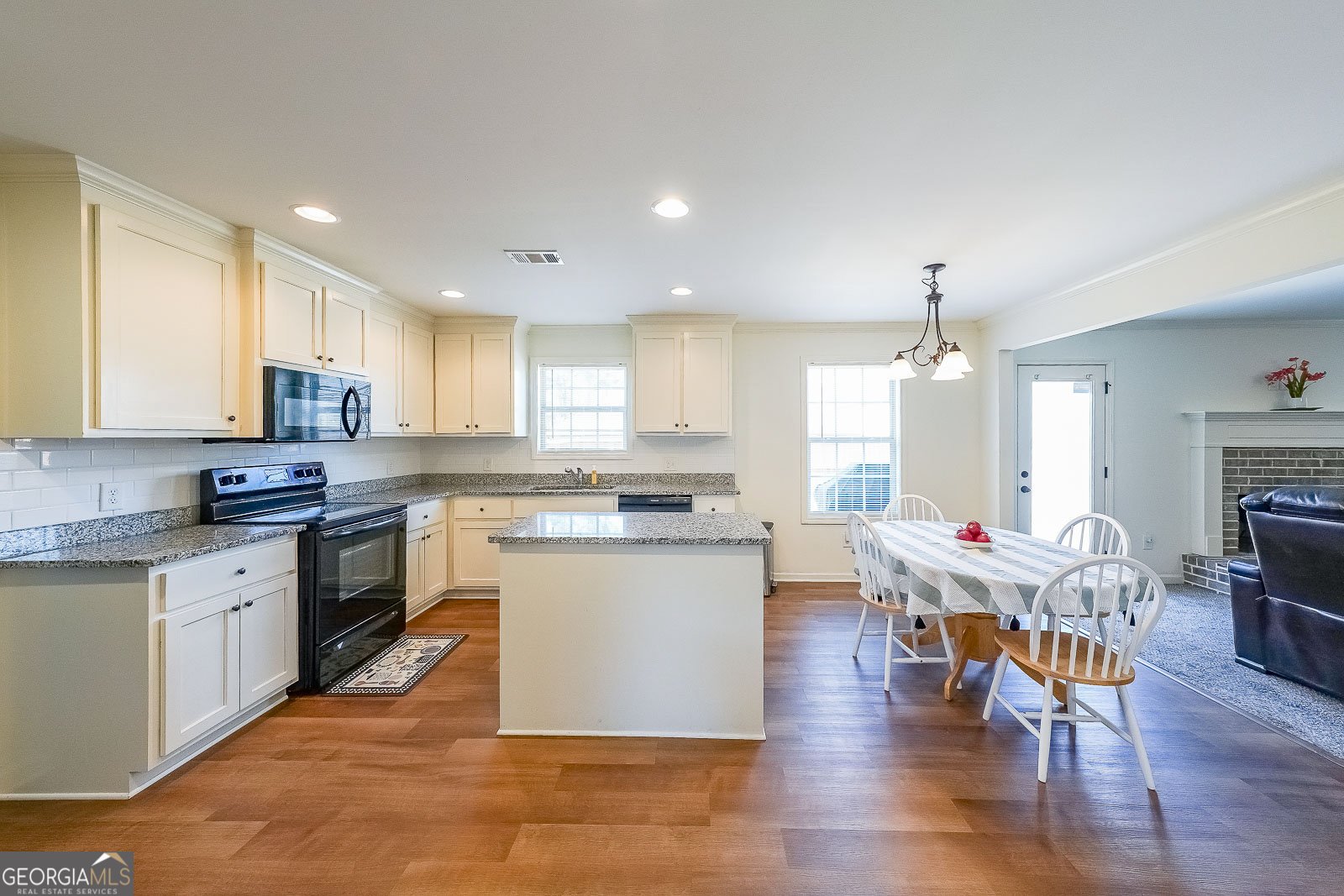 796 Pinnacle Drive Winder - 15
