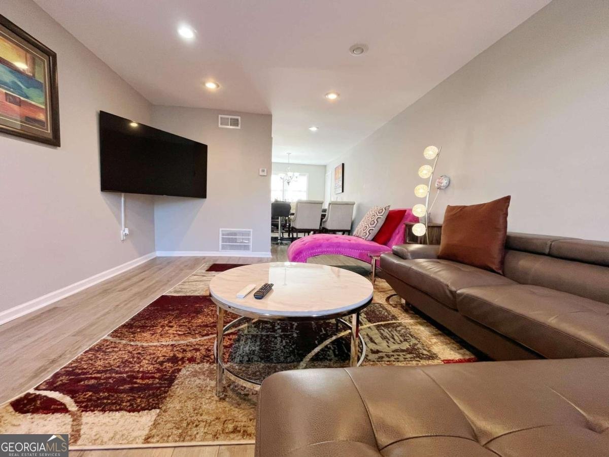 6520 Roswell Road Atlanta - 13