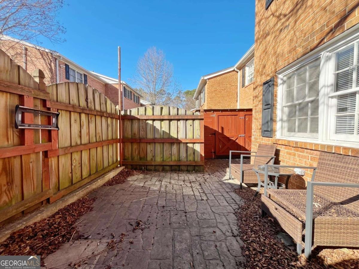 6520 Roswell Road Atlanta - 25