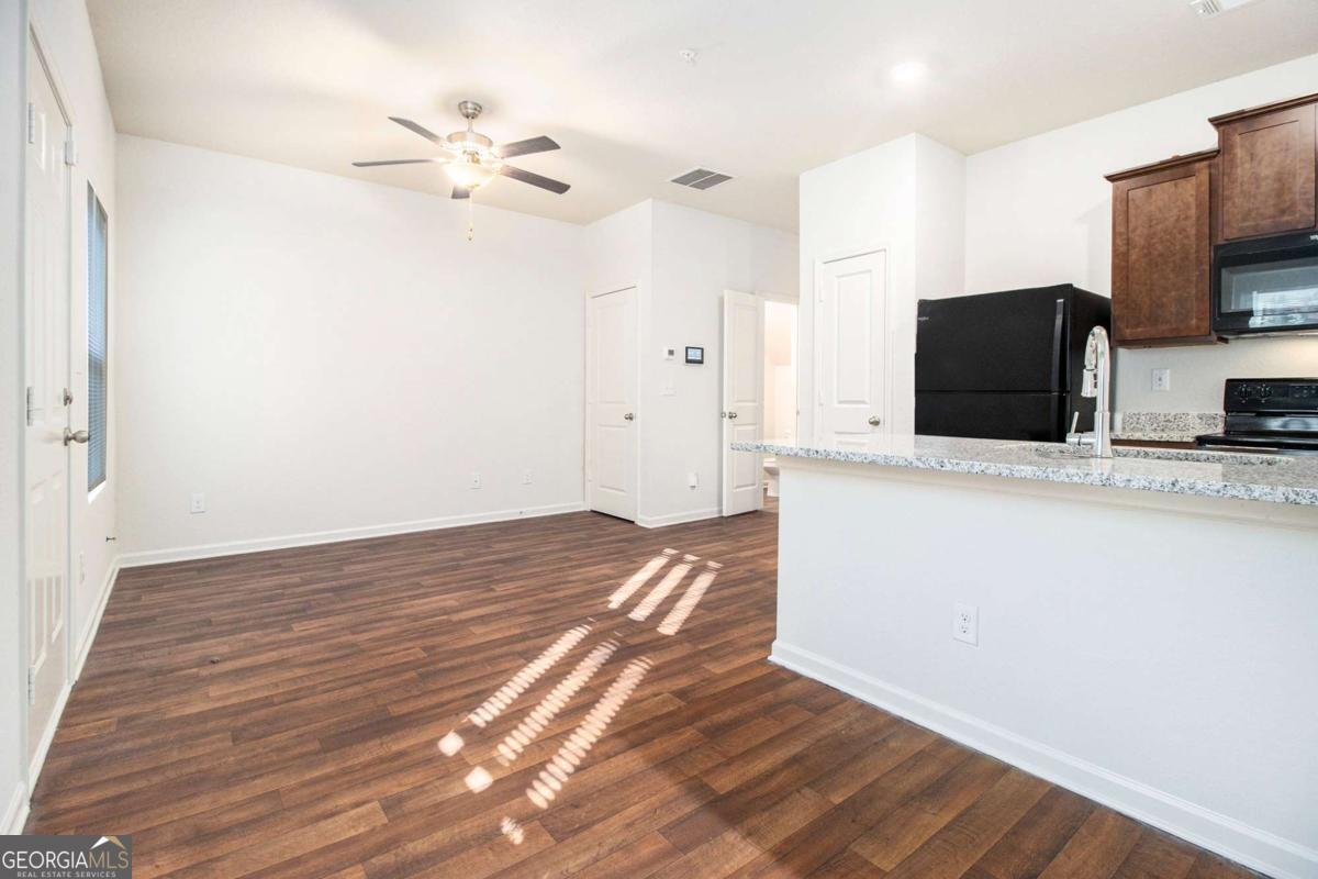 915 Highwood Lane Atlanta - 1