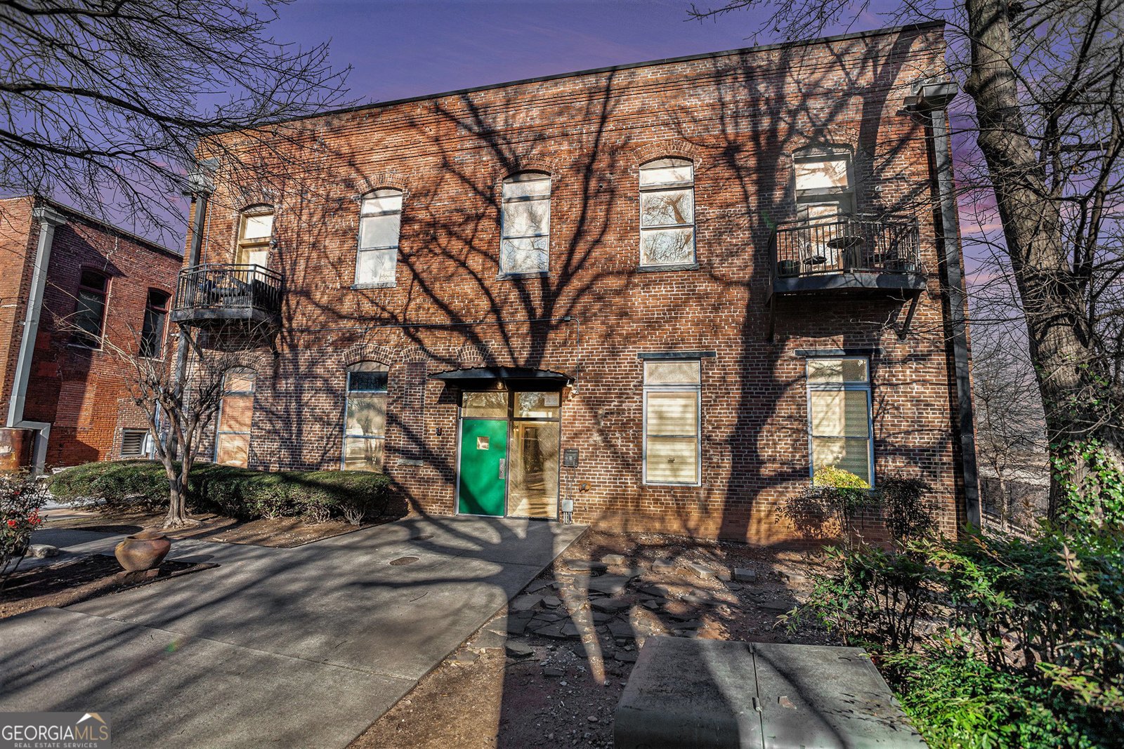 350 Peters Street Atlanta - 1
